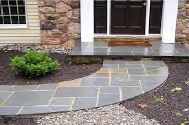 المساحات غير المعشبة